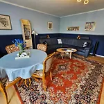 Lägenhet A Large Fully Furnished Private *