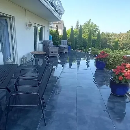 דירה A Large Fully Furnished Private
