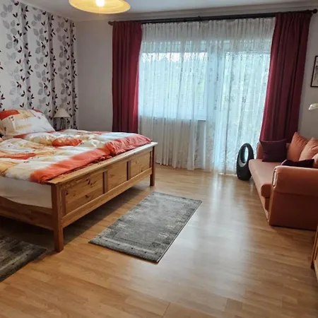 Apartman A Large Fully Furnished Private *