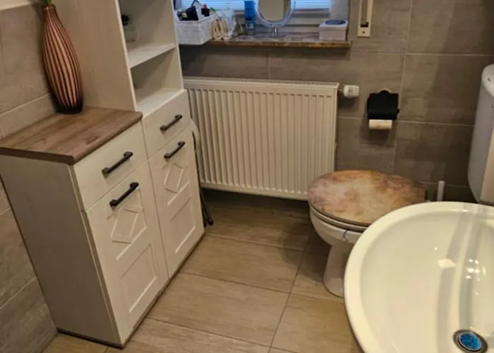 דירה A Large Fully Furnished Private לינץ אם ריין